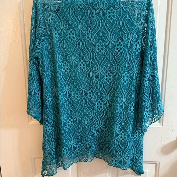 Brittany Black Teal Lace Blouse - Picture 4 of 9